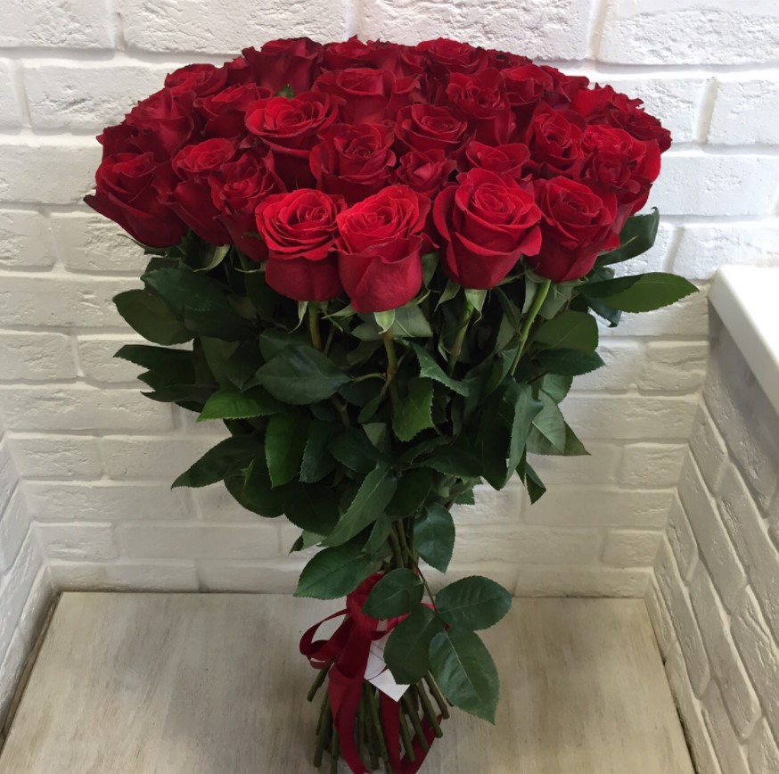 Букет Красные розы Гран При в Ясной