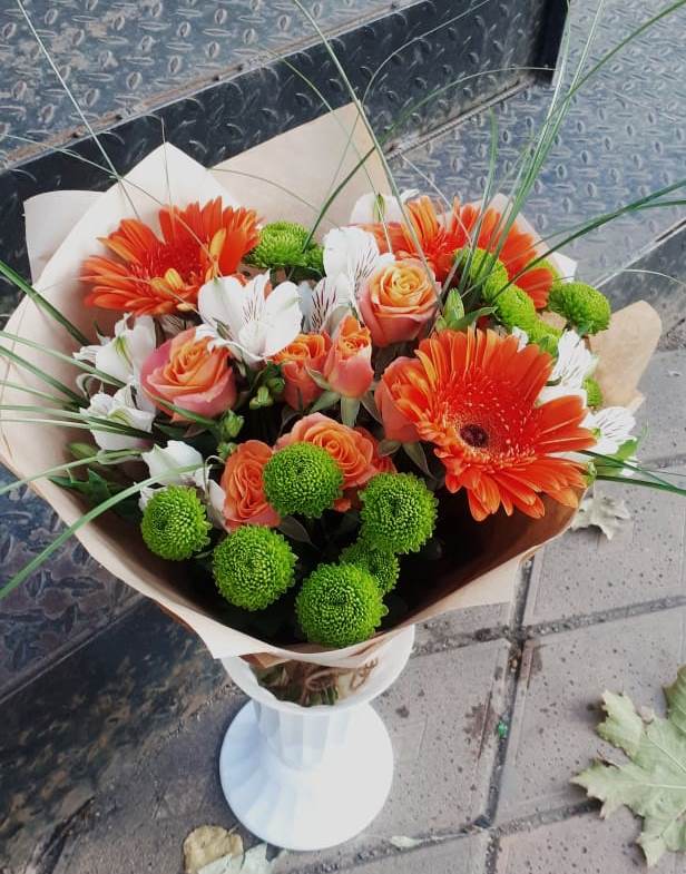 Букет цветов из: Герберы, Хризантемы, Альстромерии и Розы в Ясной