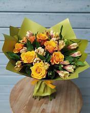 Букет цветов из:  Альстромерии и Розы в Ясной