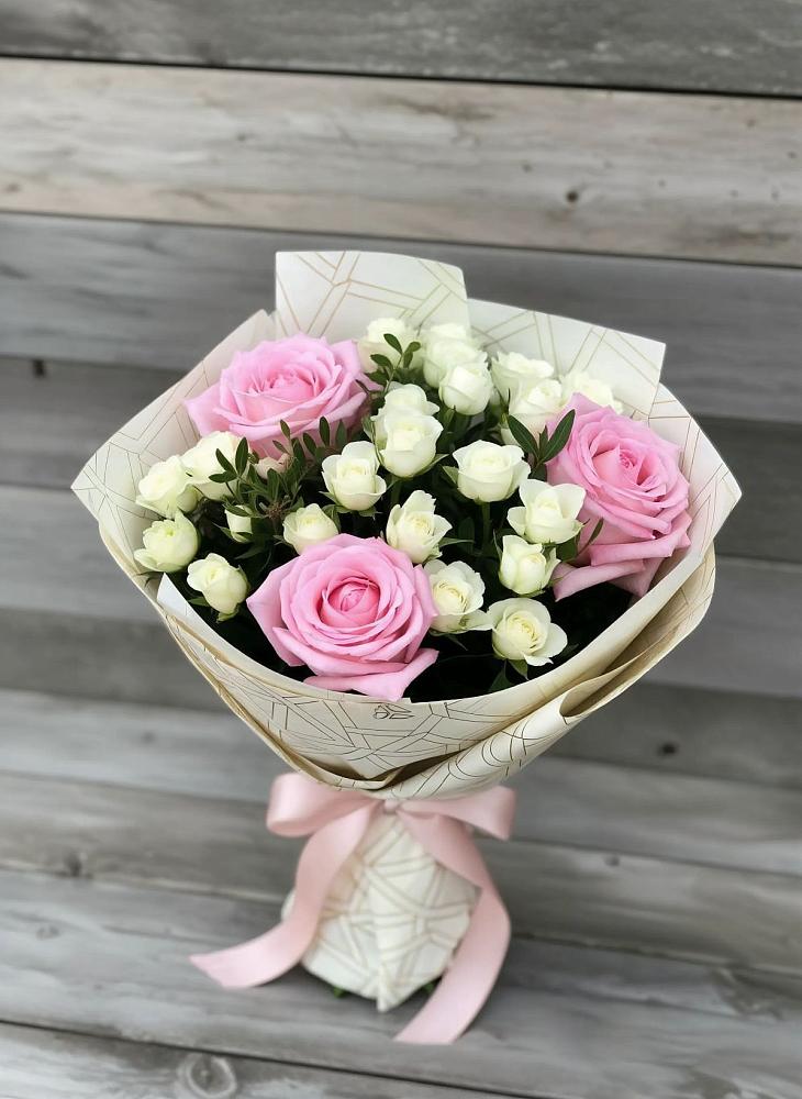 Букет цветов из: Розы в Ясной