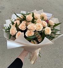 Букет Кремовые розы Латте в Ясной