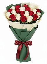 Букет Микс из красных и белых роз #REPLACE_PRED# Ясной