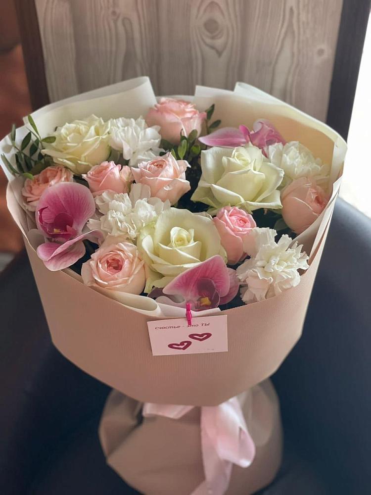 Букет цветов из: Орхидеи, Розы и Гвоздики в Ясной