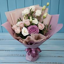 Букет цветов из:  Розы и Лизиантусы в Ясной