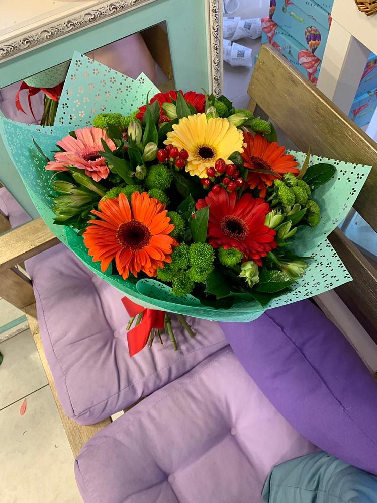 Букет цветов из: Герберы, Хризантемы и Альстромерии в Ясной