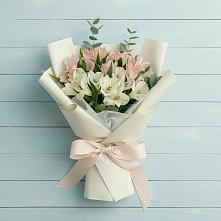 Букет цветов из:  Альстромерии в Ясной