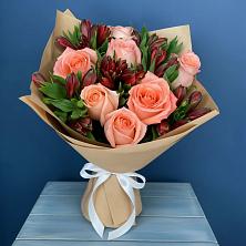 Букет цветов из:  Розы и Альстромерии в Ясной