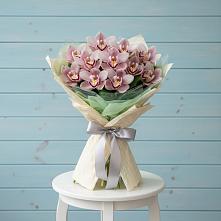Букет цветов из:  Орхидеи и Розы в Ясной