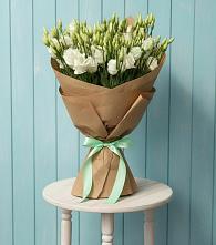 Букет цветов из:  Лизиантусы в Ясной