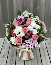 Букет цветов из:  Альстромерии, Гвоздики, Розы и Хризантемы #REPLACE_PRED# Ясной