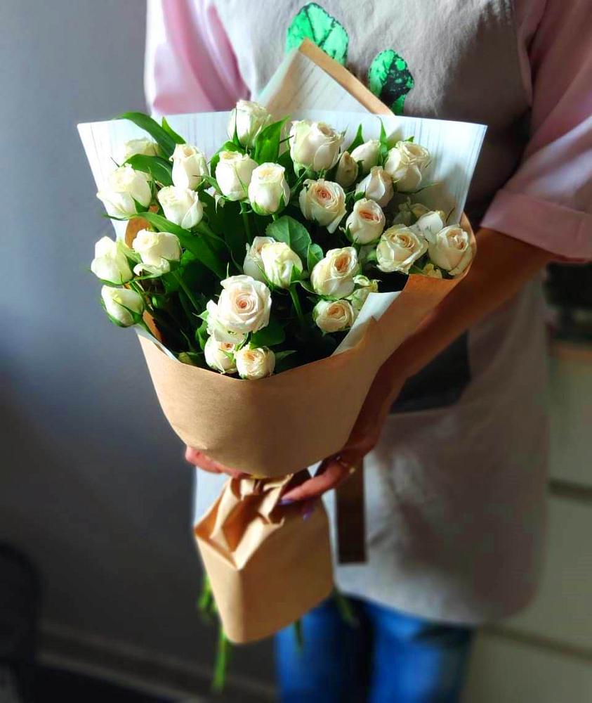 Букет цветов из: Розы в Ясной