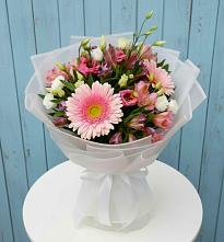Букет цветов из:  Герберы, Альстромерии и Лизиантусы в Ясной