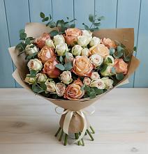 Букет цветов из:  Альстромерии и Розы в Ясной