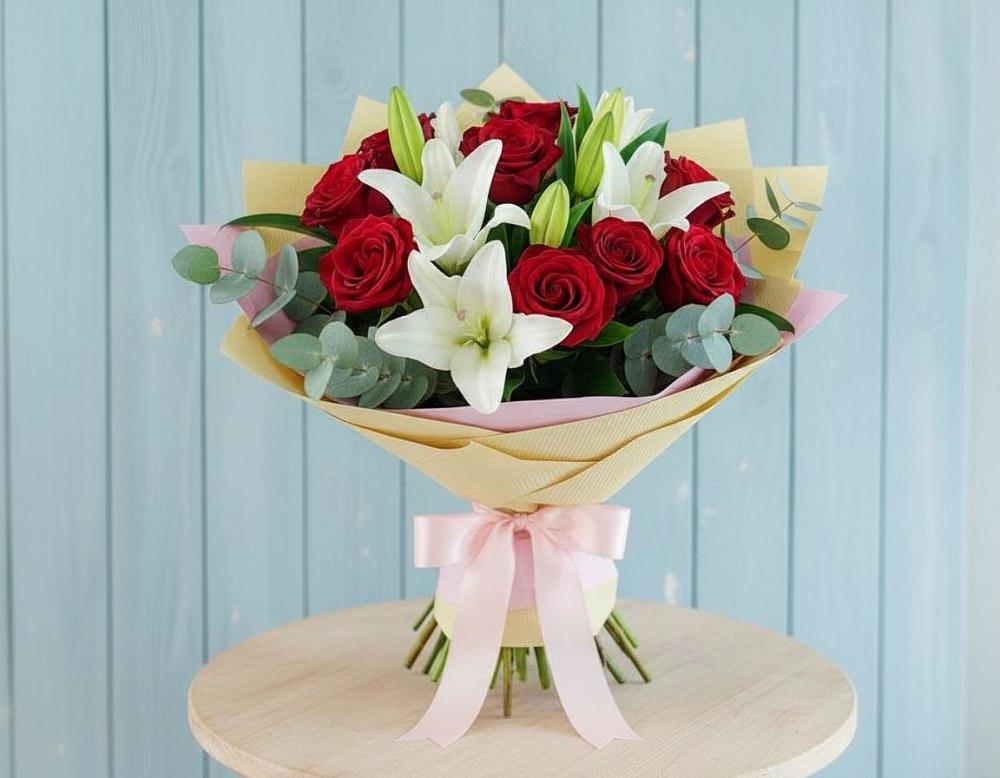 Букет цветов из: Лилии и Розы в Ясной